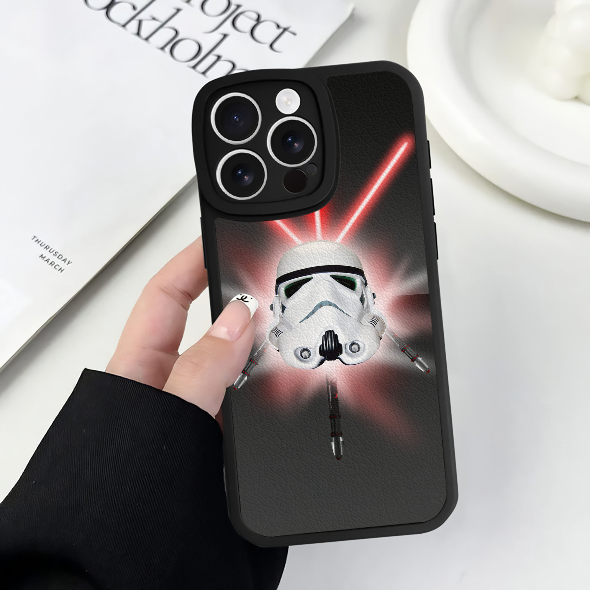 （画像用） スター・ウォーズ Star Wars 【iPhone 16シリーズ対応】シリコンスマホケース（レザー調） 材質：シリコン